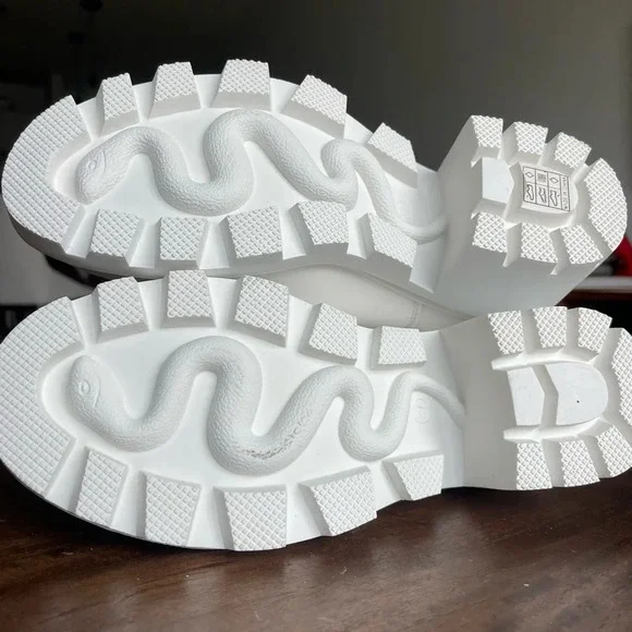 NEW White Chunky Platform Rubber Ankle Boots Size 7 - Picture 3 of 6